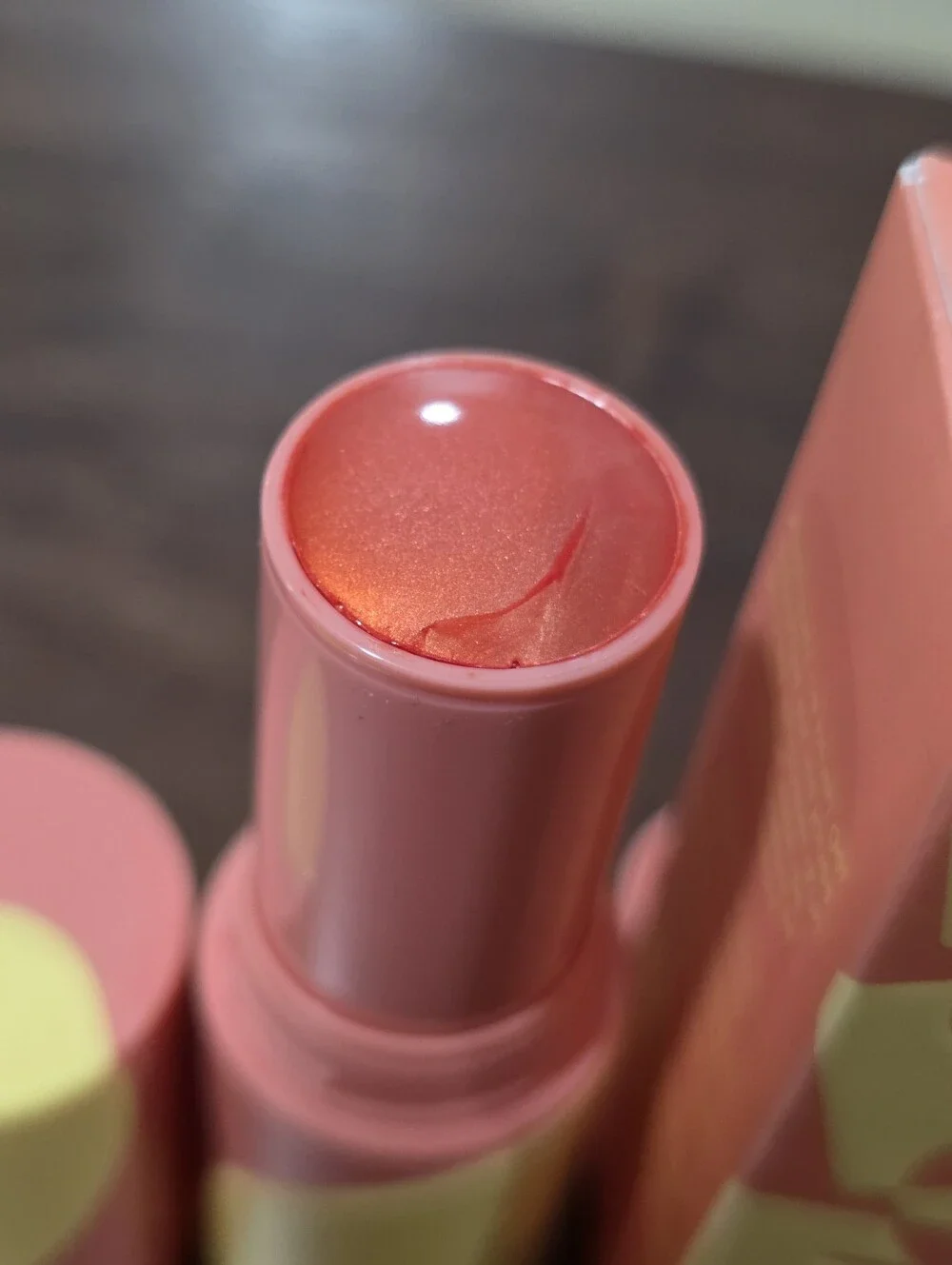 Benefit Juice Stick Dewy Gel Blush Shellie (Warm seashell-pink) Pls See Pics